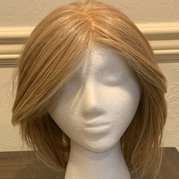 Strawberry Blonde Synthetic Wig - Picture 1 of 7